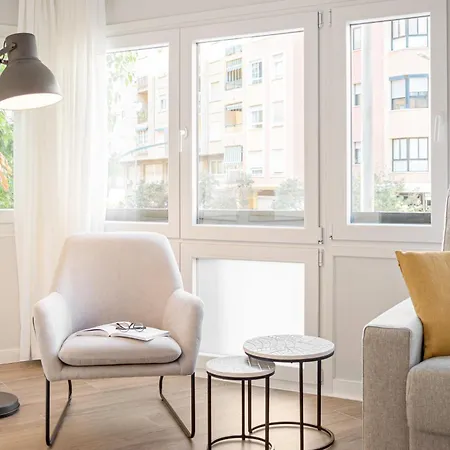 Floperw 2 Apartment